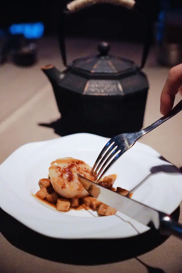 燒汁香煎元貝皇