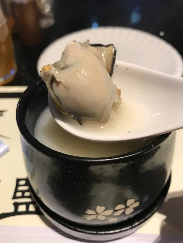 好飲，隻蠔好飽滿同埋鮮甜
不過好似有落味精，飲完會口渴