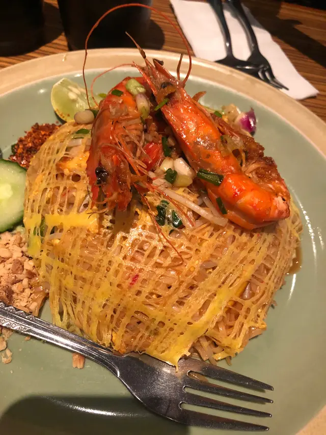 皇宮大蝦蛋網炒金邊粉