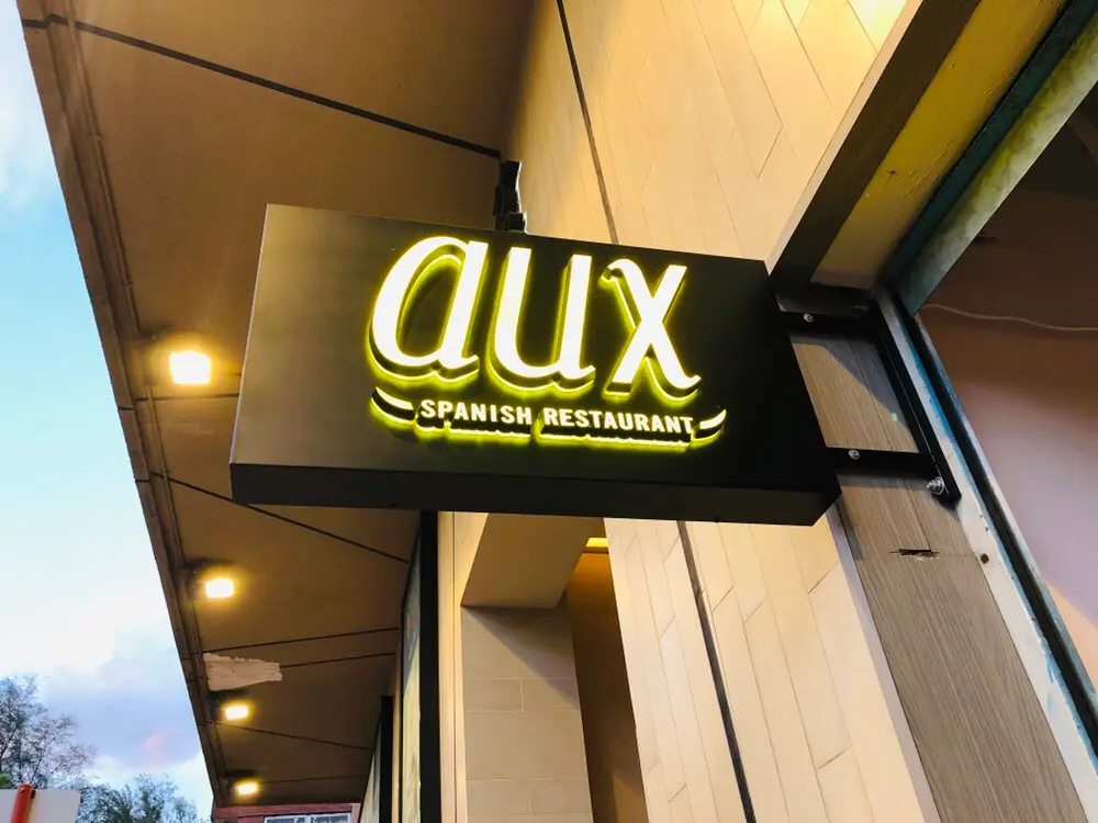 aux