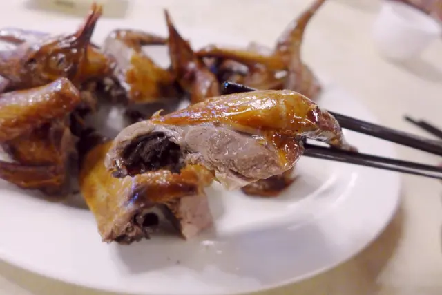 龍華脆皮燒乳鴿