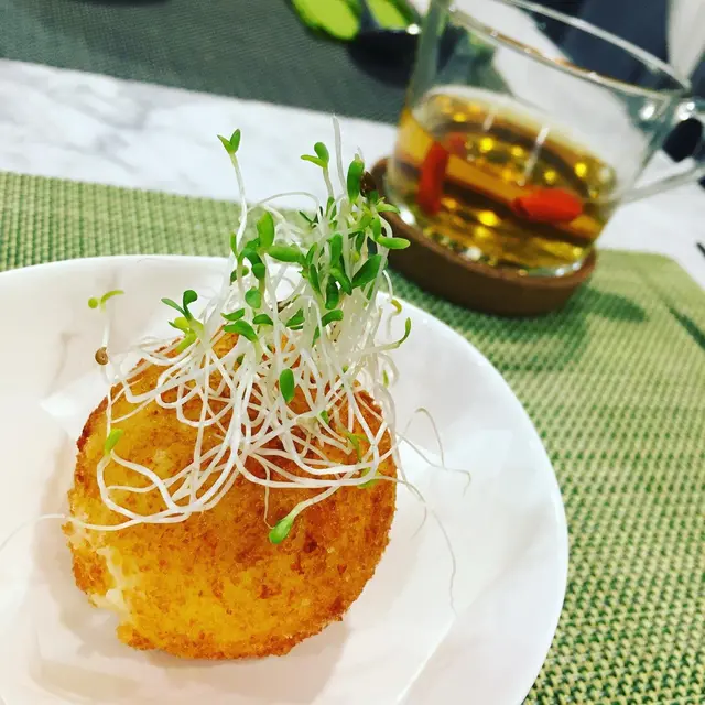 黑松露芝士炸薯球