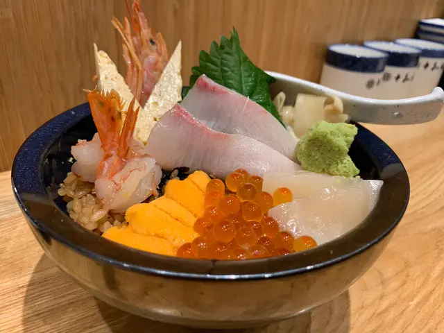 海鮮丼