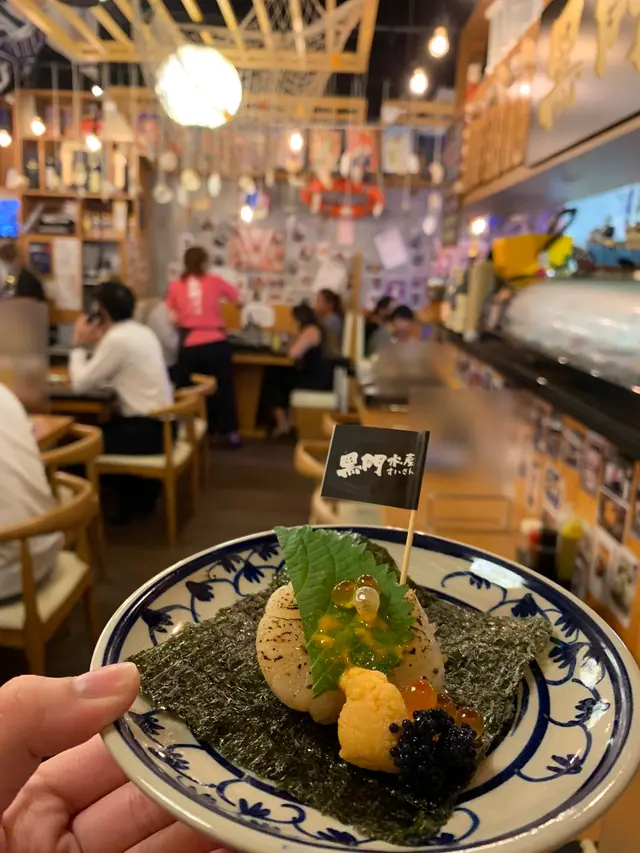 黑門帆立貝配魚子醬