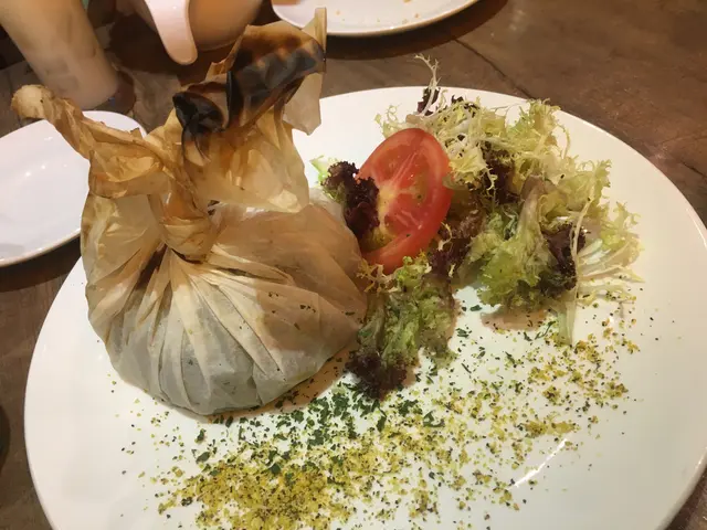 燒紙包西京比目魚柳配焗雜菜