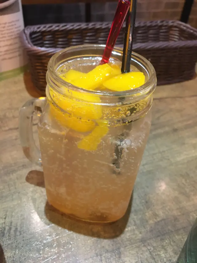 熱情果菠蘿梳打