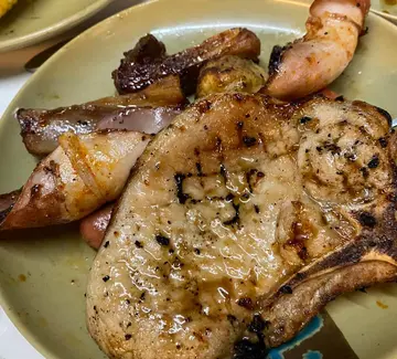 燒汁魷魚翼、蒜香豬扒