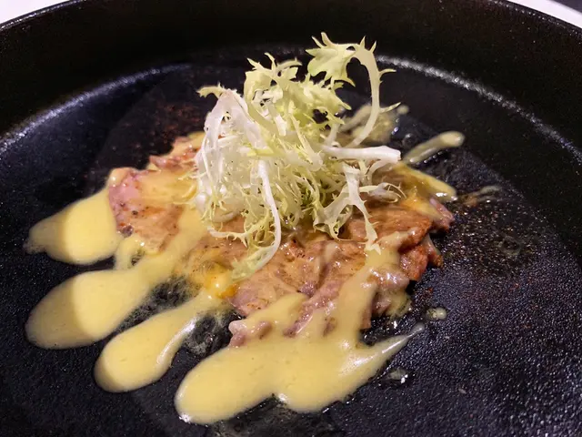 牛肉薄片配熱情果