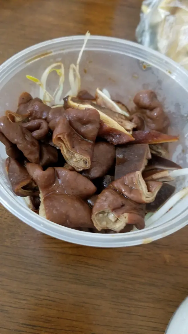 必食，粉腸有驚喜!