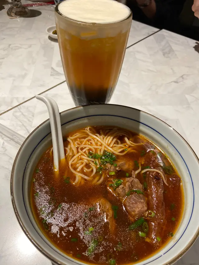 紅燒牛肉麵