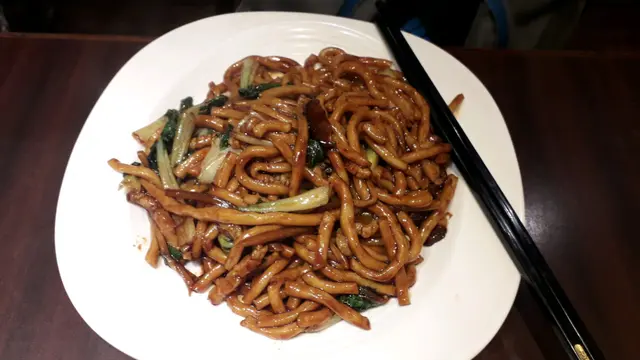 上海粗炒麵 汁唔濃唔香