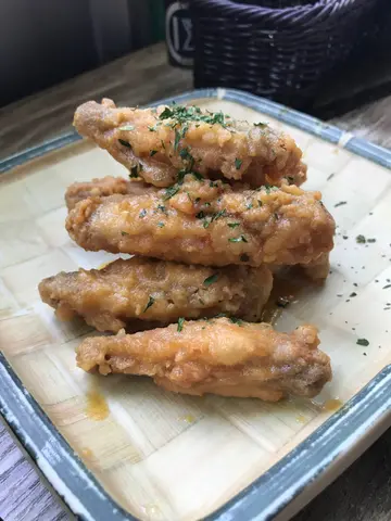咸蛋黄单骨鸡翼