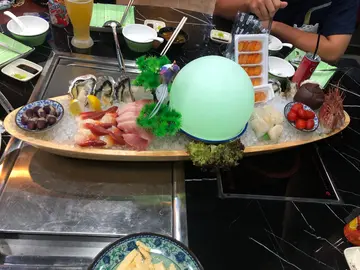 刺身船