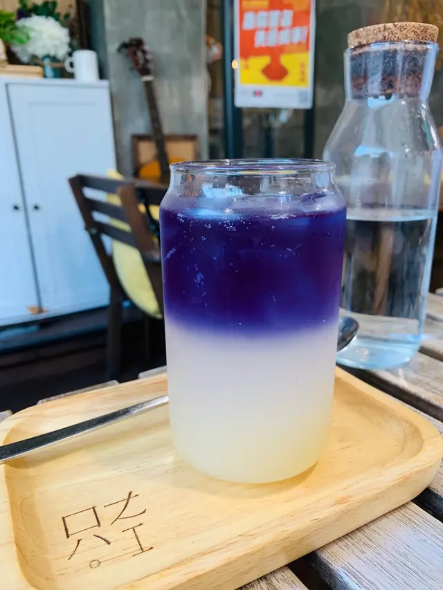 碟豆花白桃乳酸梳打