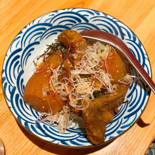 慢煮牛肋肉和風正油丼