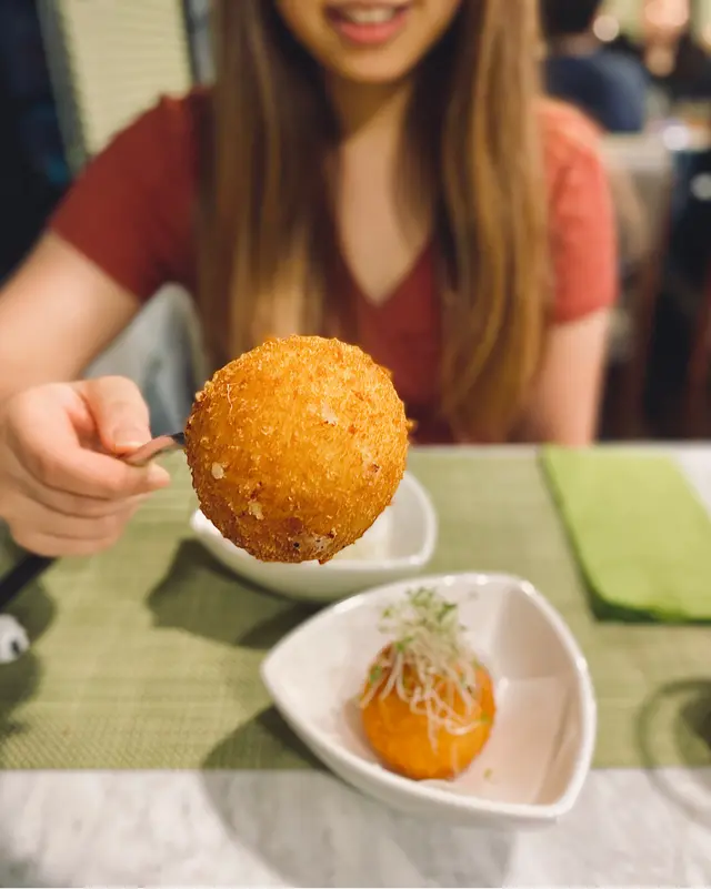 黑松露芝士炸薯球