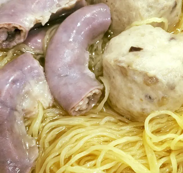 香菇貢丸粉腸麵