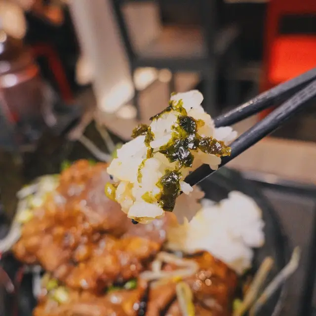 粒粒飽滿嘅日本越光米,用料唔錯~