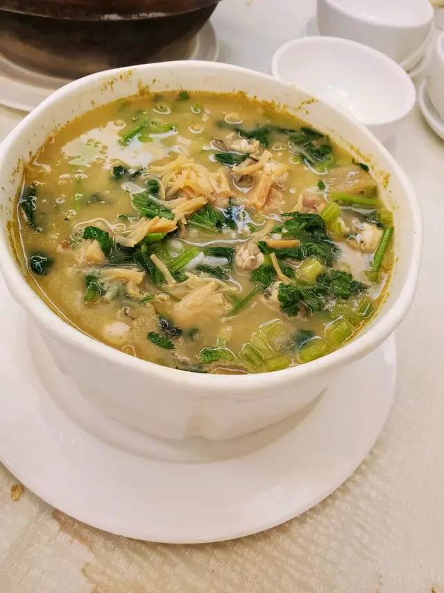 瑤柱肉鬆蠔仔泡飯