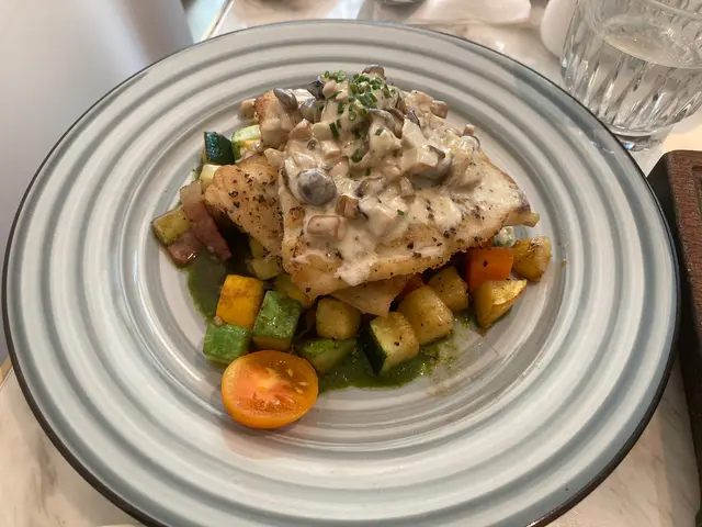 香煎魚柳配香草意大利黃瓜