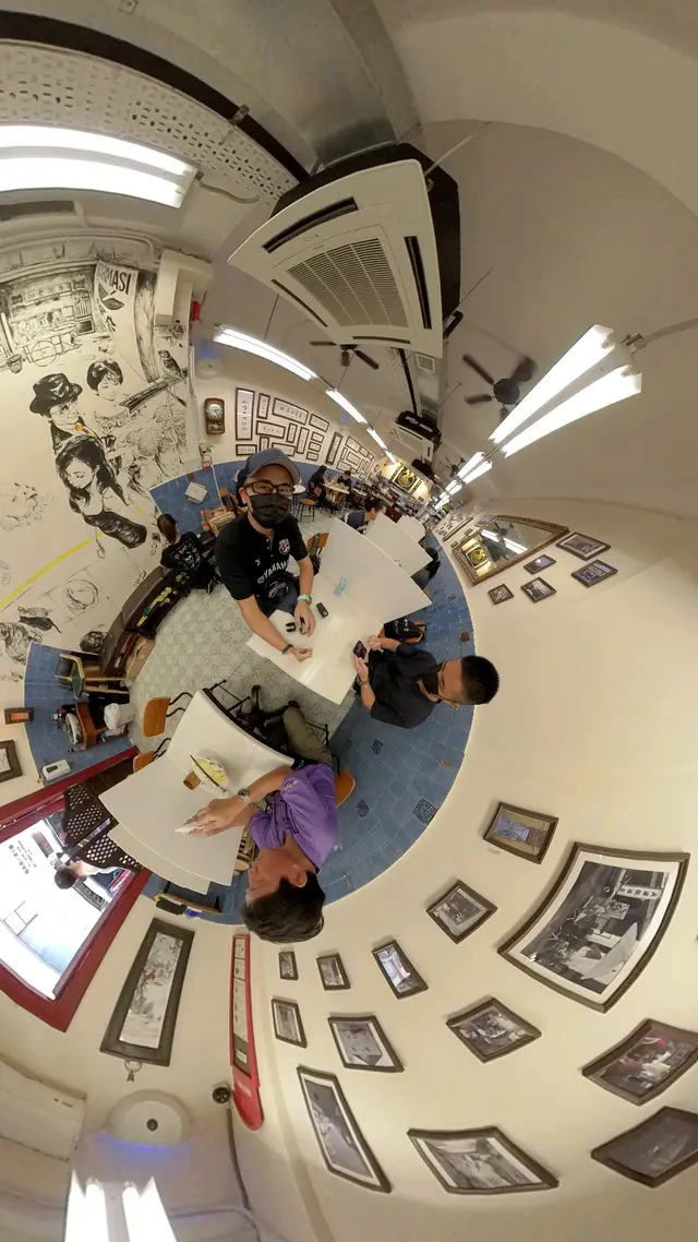 牆上嘅畫都幾有特色