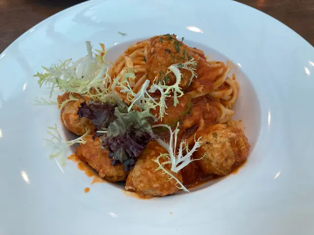 自家手打肉丸鮮茄燴扁意粉