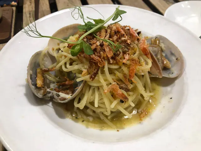 香烤櫻花蝦新鮮大蜆牛油香蒜意大利麵