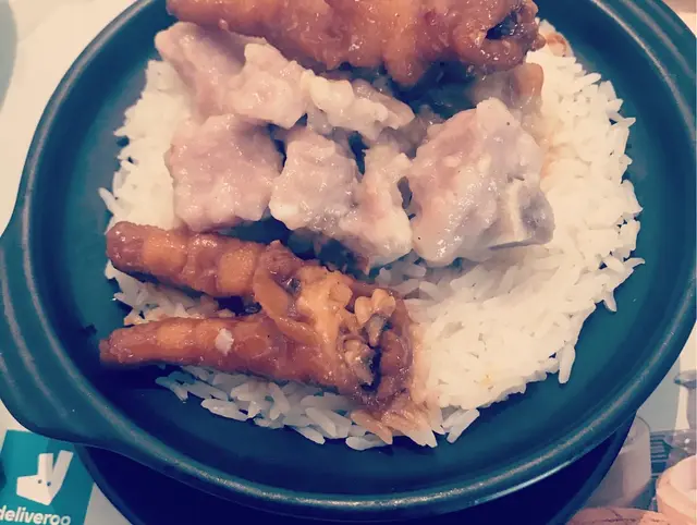 鳳爪排骨飯