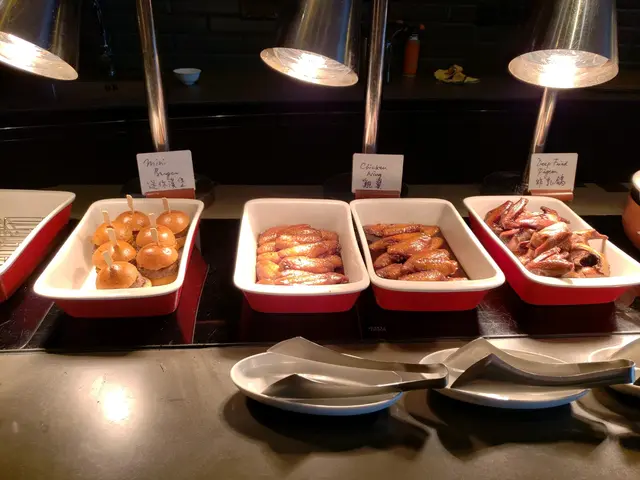 迷你漢堡/雞翼/乳鴿