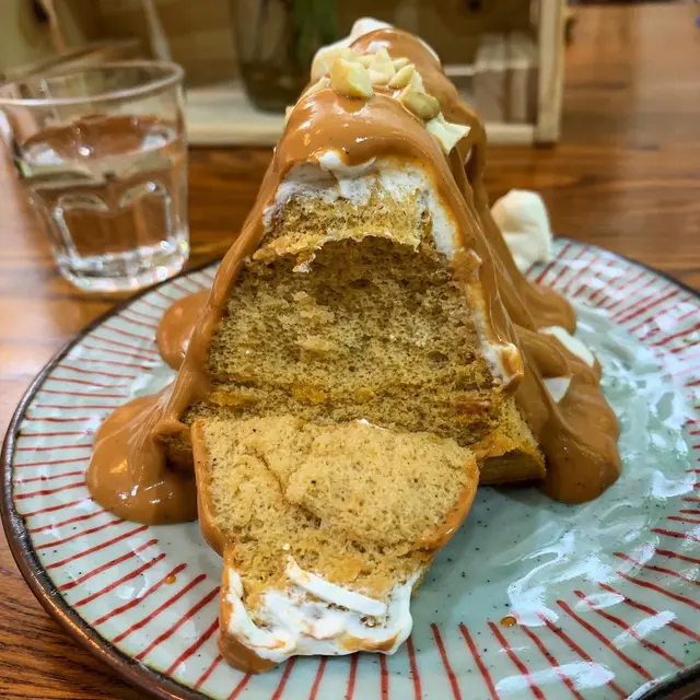 泰式奶茶戚風雪山