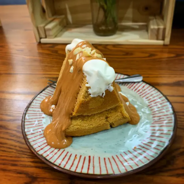 泰式奶茶戚風雪山