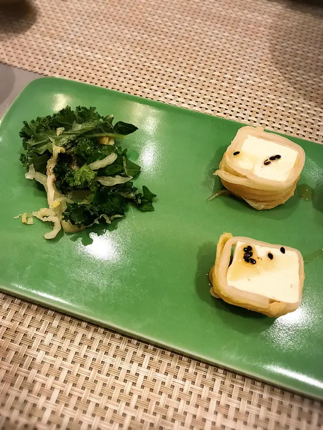 韓式凍豆腐配自家製泡菜