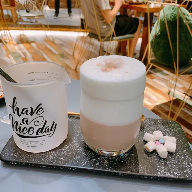 帽事嘅，傻朱！