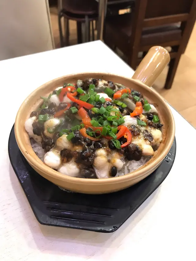 白鱔煲仔飯