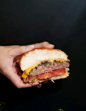 邪恶芝士黑松露安格斯牛肉汉堡