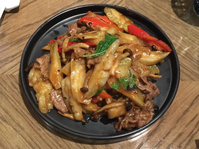 台灣白肉苦瓜炒美國頂級安格斯牛小排