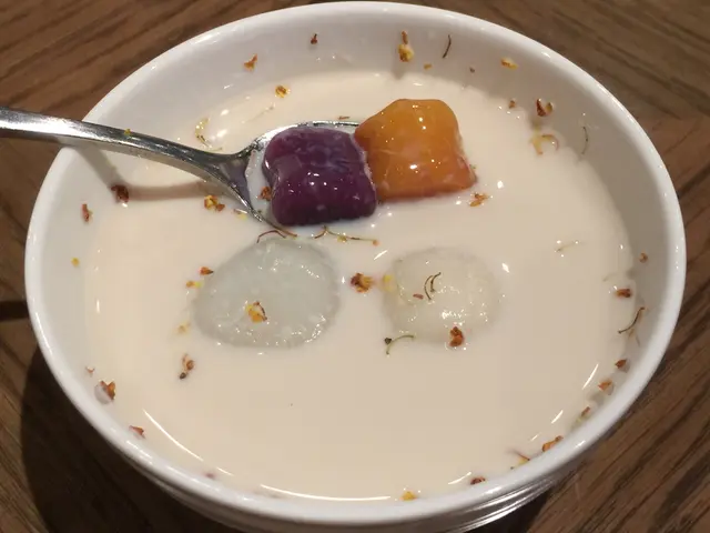 黑糖薑母鮮奶湯圓