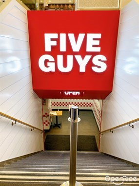 FIVE GUYS