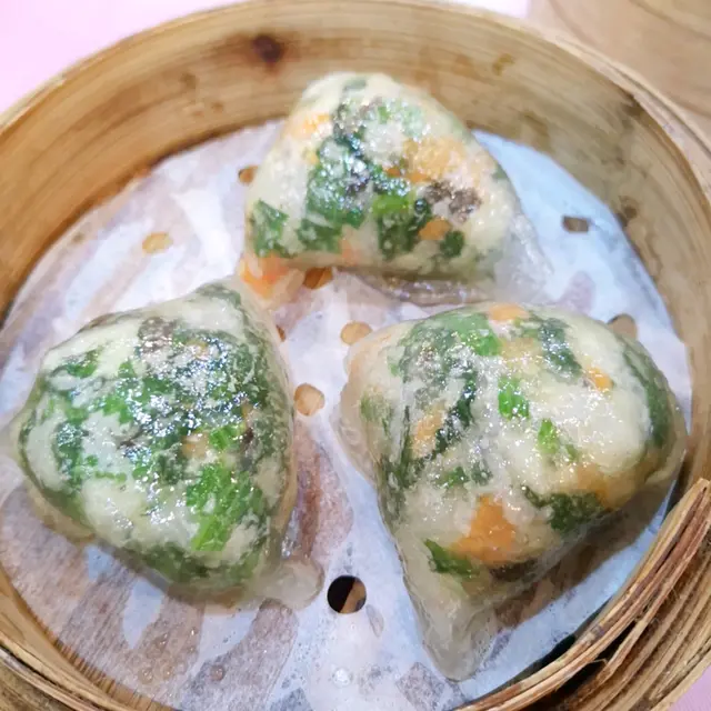 翠綠菠菜餃