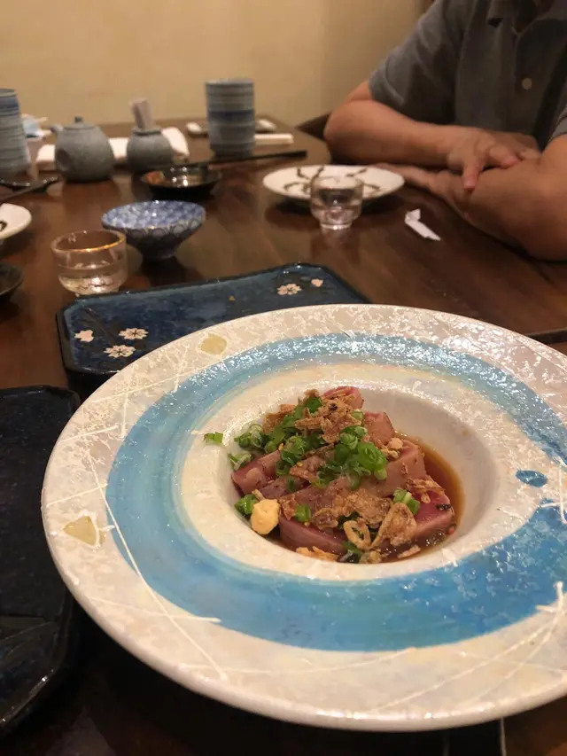 烟熏蒜香火炙吞拿魚