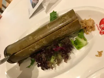 農家燒焗竹筒飯