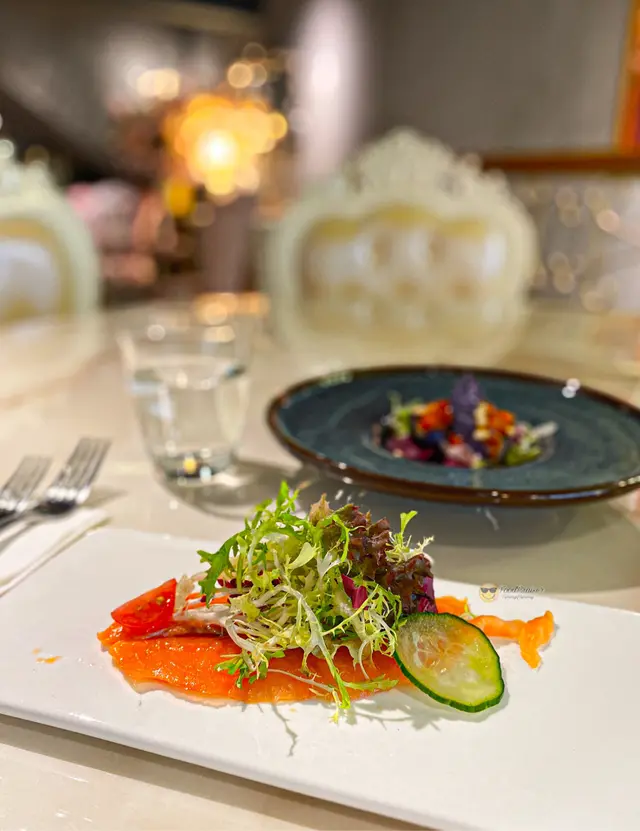 煙三文魚紅菜頭蘆筍卷 Smoked Salmon Beetroot Roll