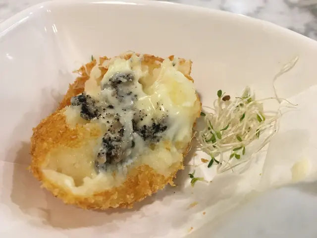 黑松露芝士炸薯球