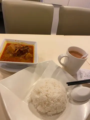 Curry  ngau  nam rice  w  v  bad  customer  service