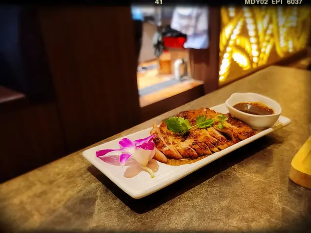 燒豬頸肉（$78）