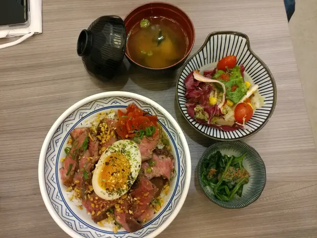 慢煮安格斯牛小排丼