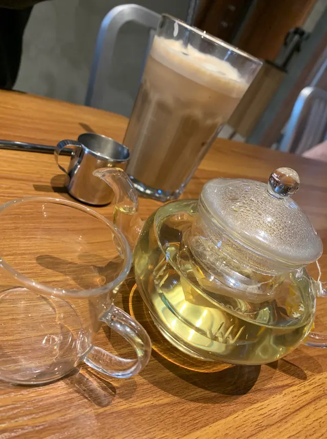 洋甘菊茶、凍咖啡