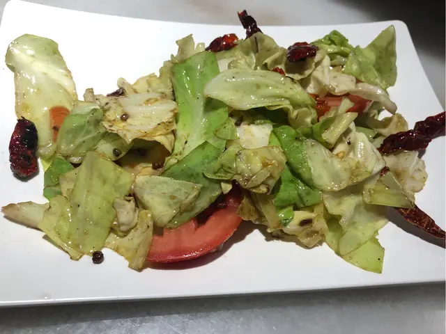 同西安食嘅味差不多，酸酸辣辣咁好野味