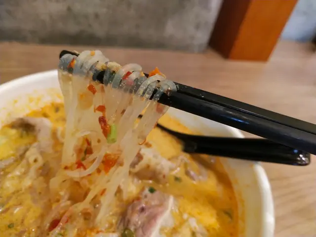 冬蔭公肥牛粉絲