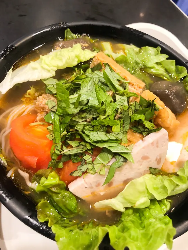 蟹膏番茄湯檬